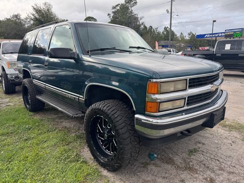 Used 1995 Chevrolet Tahoe 4WD image 2