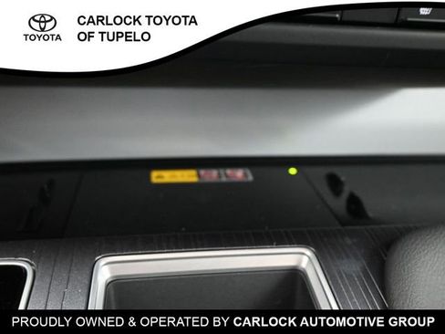 Used 2025 Toyota Sienna XLE image 13