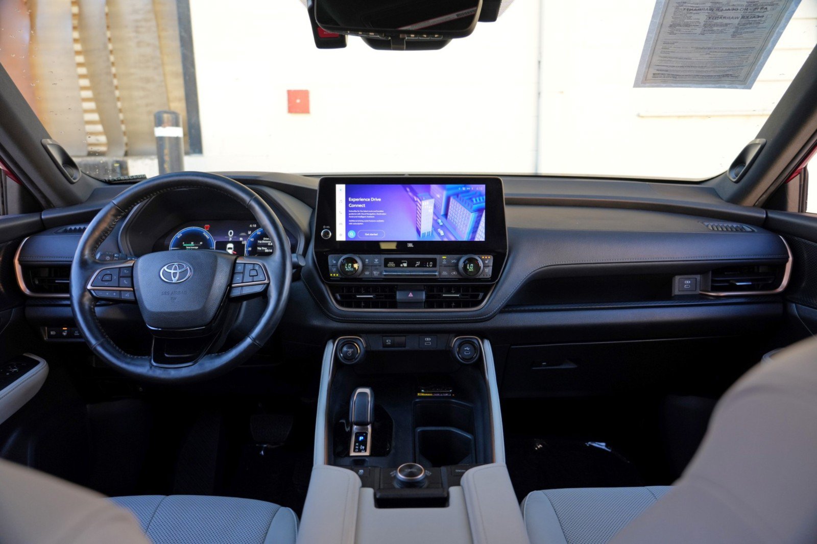 Used 2024 Toyota Grand Highlander AWD Hybrid image 13