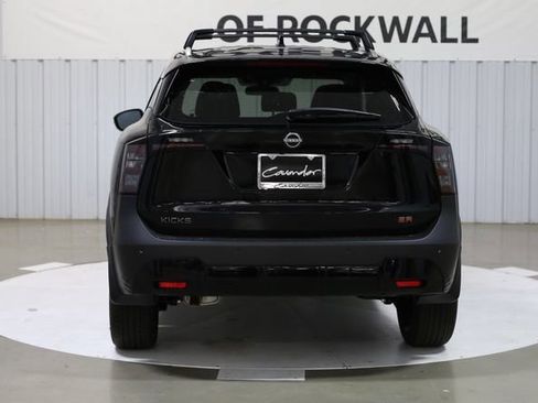 New 2026 Nissan Kicks SR w/ Interior Electronics Package AWD/4WD image 6