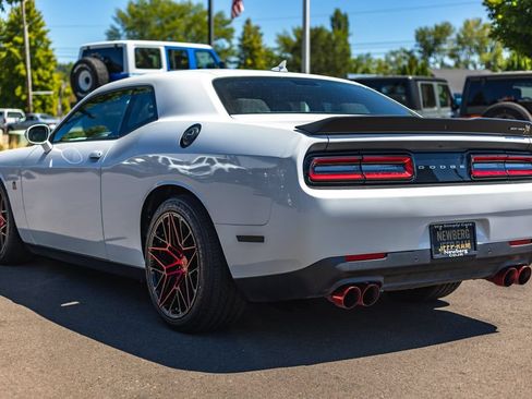 Used 2021 Dodge Challenger R/T Scat Pack RWD image 8