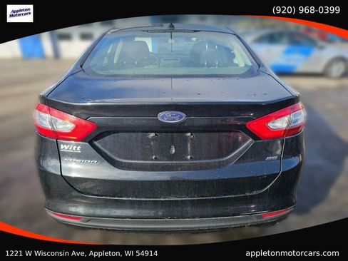 Used 2014 Ford Fusion SE image 4