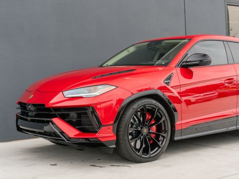 Used 2023 Lamborghini Urus S image 21