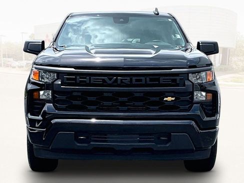 Used 2025 Chevrolet Silverado 1500 Custom AWD/4WD image 2
