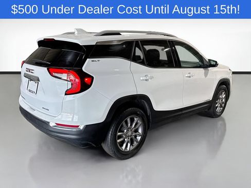 Used 2024 GMC Terrain SLT w/ LPO, Floor Liner Package AWD/4WD image 6