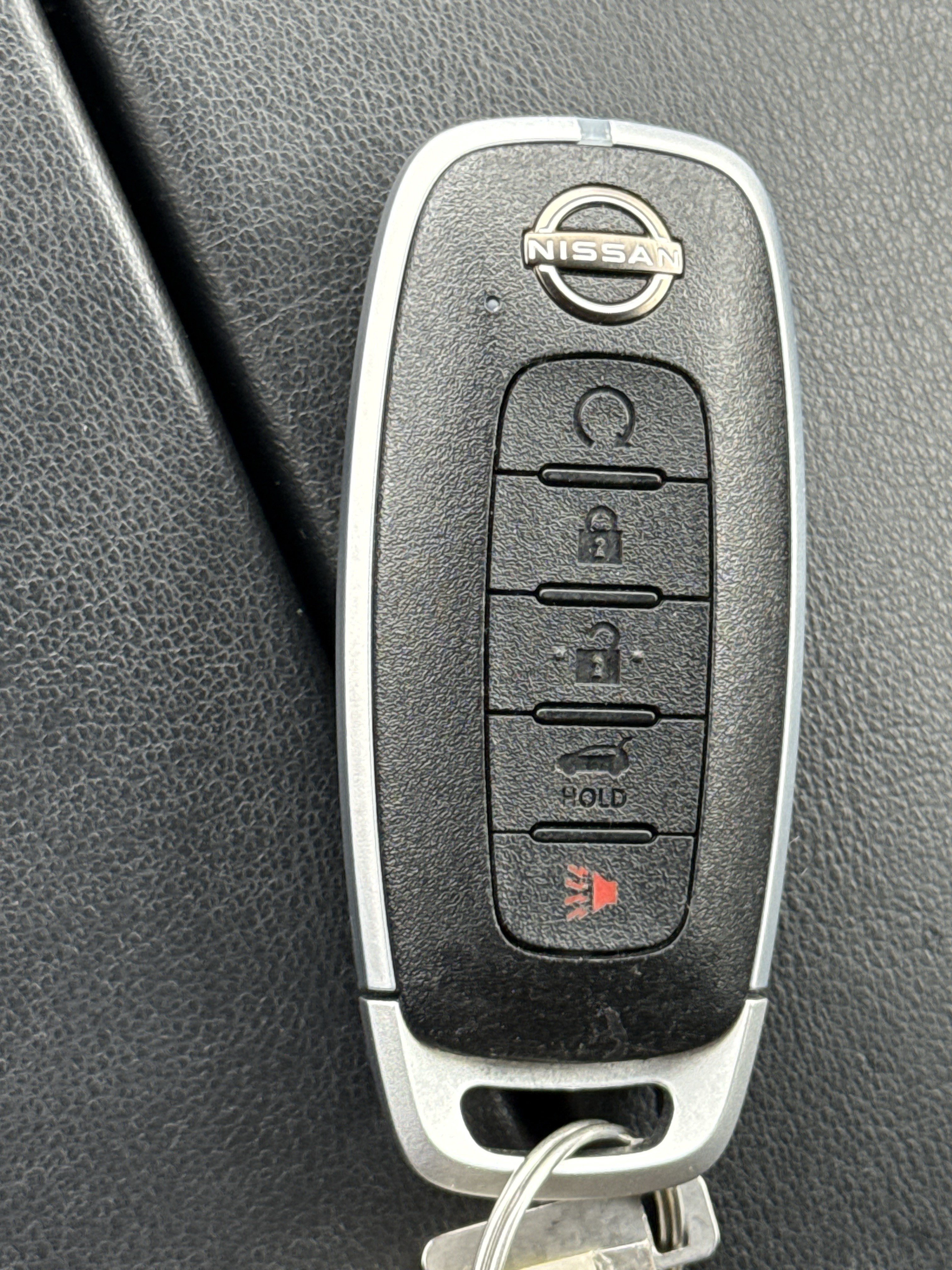 Used 2026 Nissan Rogue SV w/ SV Premium Package FWD image 35