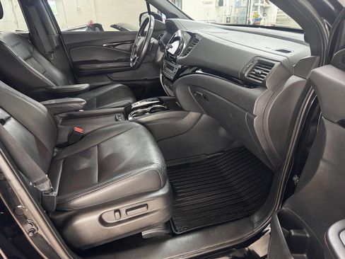 Used 2019 Honda Pilot Elite image 13