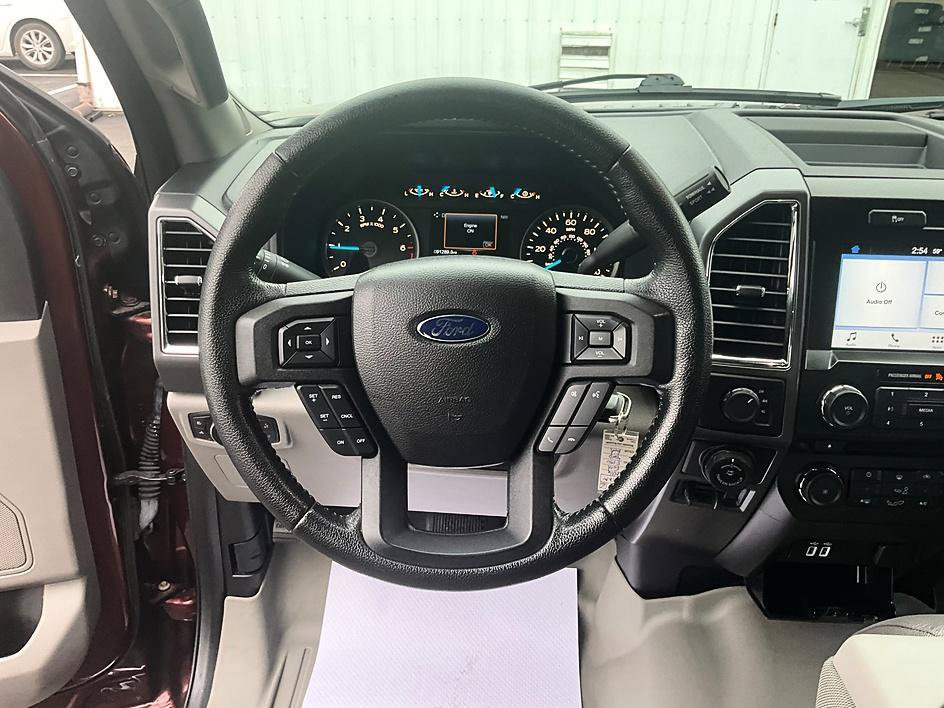 Used 2016 Ford F150 XLT w/ Equipment Group 302A Luxury AWD/4WD image 34