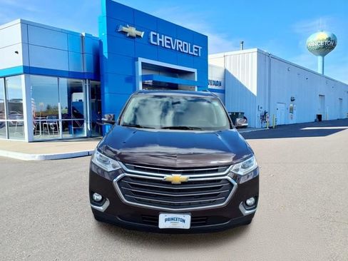 Used 2018 Chevrolet Traverse LT AWD/4WD image 9