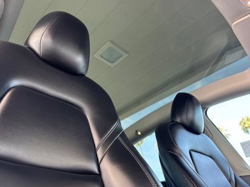 Used 2023 Tesla Model Y Performance AWD/4WD image 20