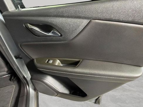 Used 2023 Chevrolet Blazer LT FWD image 31