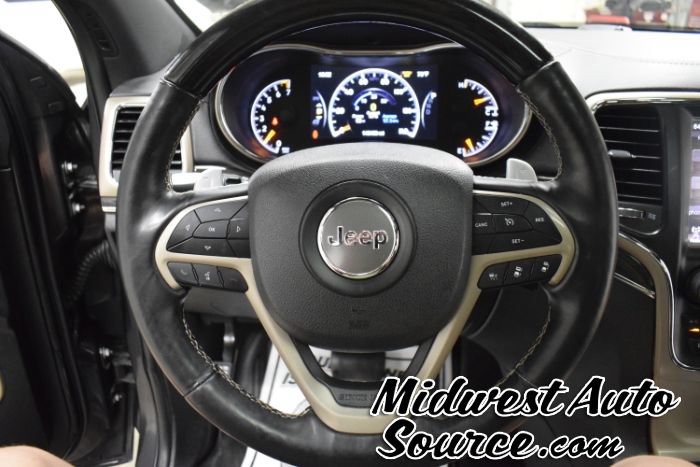 Used 2017 Jeep Grand Cherokee Overland w/ Jeep Active Safety Group AWD/4WD image 15