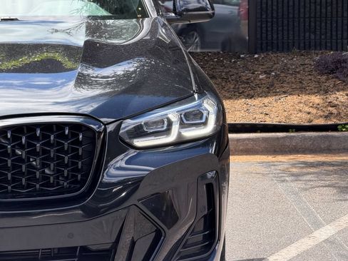 Used 2022 BMW X4 xDrive30i AWD/4WD image 5