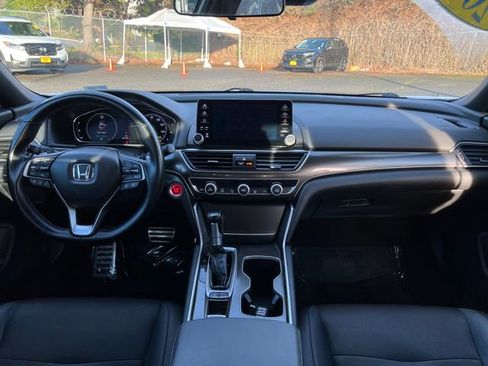 Used 2019 Honda Accord Sport image 12