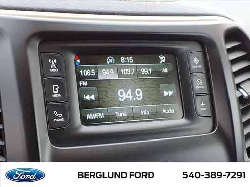 Used 2018 Jeep Cherokee Latitude w/ Altitude Package image 24