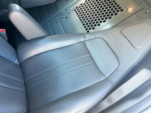 Used 2023 GMC Savana 2500 Extended w/ Driver Convenience Package RWD image 18