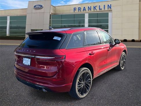 New 2026 Lincoln Corsair Premiere image 7