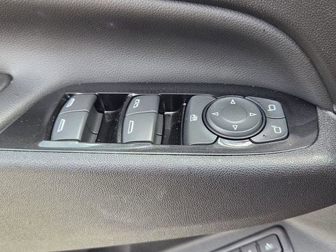 Used 2022 Chevrolet Equinox Premier FWD image 17