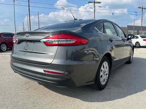 Used 2019 Ford Fusion S image 5