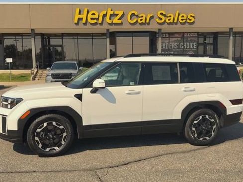 Used 2024 Hyundai Santa Fe SEL AWD/4WD image 5