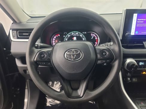 Used 2025 Toyota RAV4 XLE image 30
