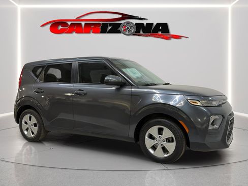 Used 2021 Kia Soul LX image 13