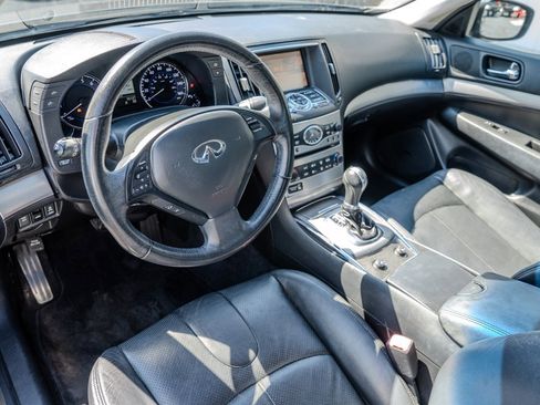 Used 2010 INFINITI G37 Journey w/ Premium Pkg image 14