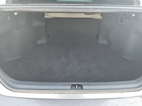 Used 2020 Toyota Camry SE image 23