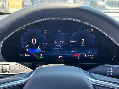 Certified 2024 Chevrolet Blazer EV LT image 32