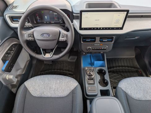 New 2026 Ford Maverick XLT w/ XLT Luxury Package FWD image 6