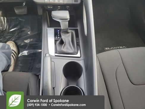 Used 2023 Hyundai Elantra SEL w/ Cargo Package image 30