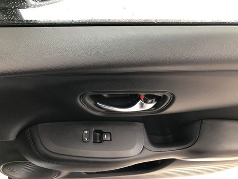 Used 2026 Honda HR-V LX image 13
