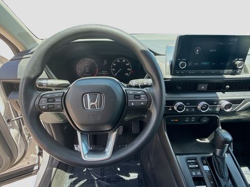 Certified 2024 Honda CR-V EX image 10