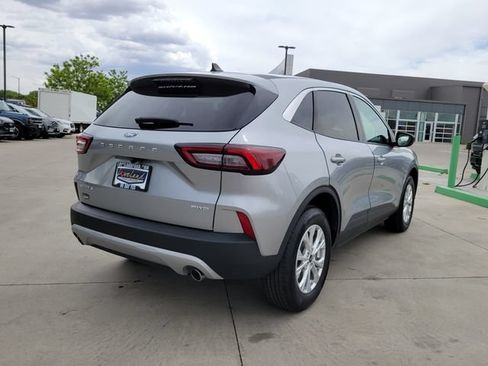 Certified 2023 Ford Escape Active AWD/4WD image 3