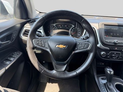 Used 2019 Chevrolet Equinox LT AWD/4WD image 18