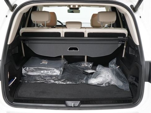Used 2023 Mercedes-Benz EQB 300 4MATIC image 20
