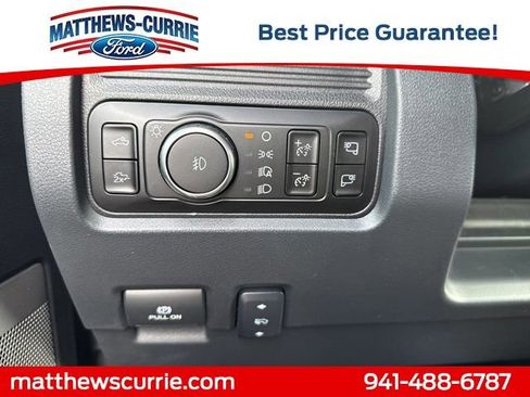 New 2026 Ford F250 Lariat w/ Black Appearance Package image 27