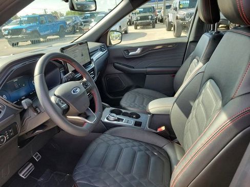 Certified 2023 Ford Escape ST-Line Elite w/ Premium Technology Package image 26