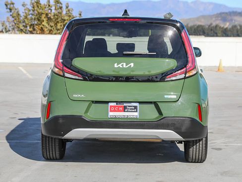 Used 2023 Kia Soul EX image 6