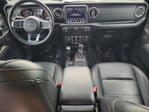 Used 2020 Jeep Wrangler Unlimited Sahara AWD/4WD image 7