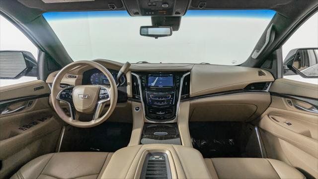 Used 2019 Cadillac Escalade Platinum AWD/4WD image 27