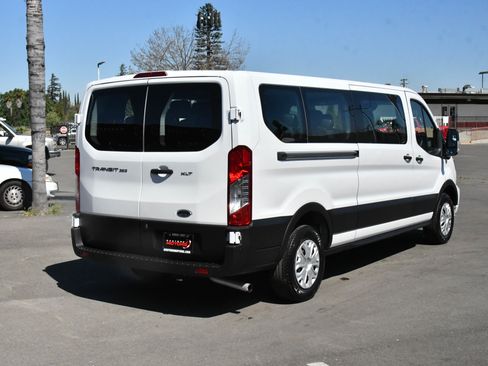 Used 2023 Ford Transit 350 XLT image 8