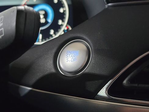 Used 2022 Hyundai Palisade Calligraphy image 16