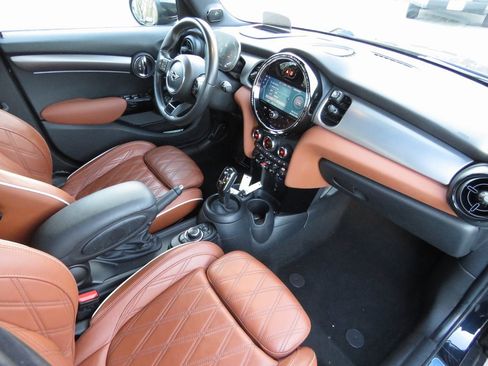 Used 2023 MINI Cooper S image 15