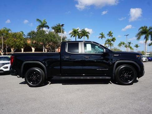 Used 2025 GMC Sierra 1500 Pro w/ Graphite Edition image 12