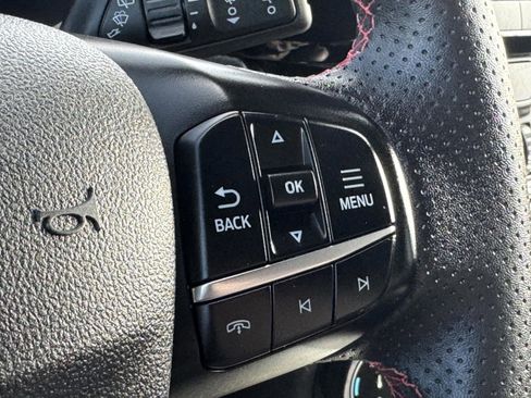 Used 2025 Ford Escape ST-Line image 22
