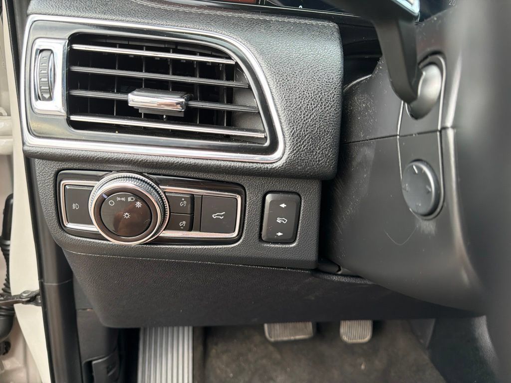 Used 2021 Lincoln Navigator L Reserve AWD/4WD image 19
