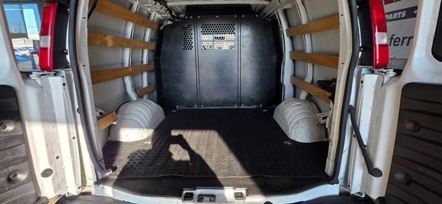 Used 2021 Chevrolet Express 2500 w/ Driver Convenience Package RWD image 11