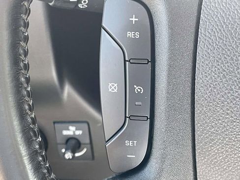 Used 2022 Chevrolet Express 2500 w/ Driver Convenience Package image 26