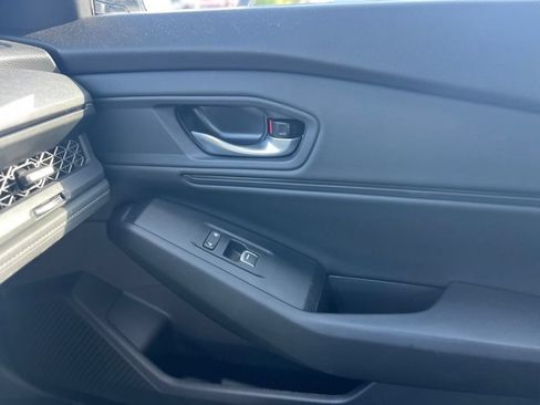 Used 2024 Honda Accord EX image 15